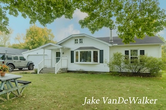 1806 Pleasant Dr, Portage, MI 49002