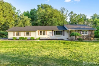 4 Hickory Trail, Flemington, NJ 08822