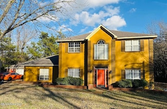 2311 Shady Wood Dr, Tupelo, MS 38801