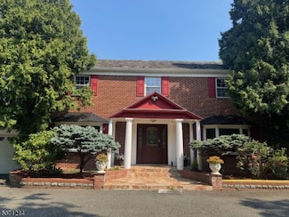 170 Passaic Ave, Roseland, NJ 07068