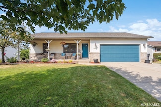 3837 Black Creek Dr, Hudsonville, MI 49426