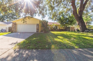 1021 Breeze Dr, Largo, FL 33770