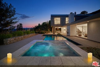 6342 Innsdale Dr, Los Angeles, CA 90068