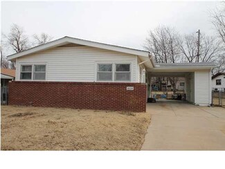 6028 N Hartford Dr, Park City, KS 67219