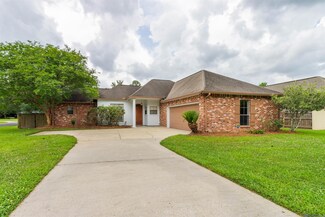9470 Lake Lily Ave, Baton Rouge, LA 70810