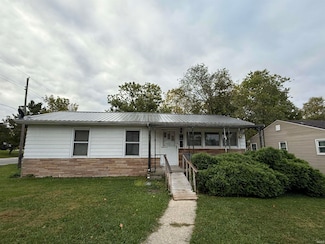 642 E Marshall St, Marion, IN 46952