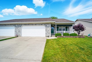 209 Cheyenne Dr, Wapakoneta, OH 45895