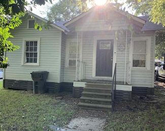 423 3rd St, Jasper, TX 75951