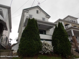 31 Coal St, Nanticoke, PA 18634