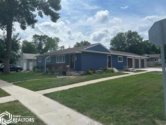 202 S Main St, Algona, IA 50511