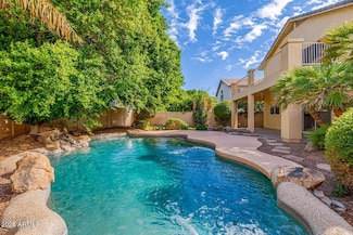 8014 W Harmony Ln, Peoria, AZ 85382