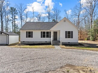 3800 Deerwood Ln, Hopewell, VA 23860
