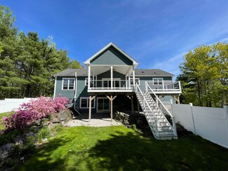 3 Gilmore Ln, Holden, ME 04429