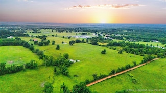 1 Cornerstone Ln, Idabel, OK 74745