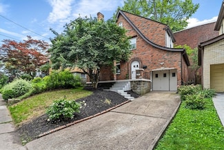 7032 Reynolds St, Pittsburgh, PA 15208