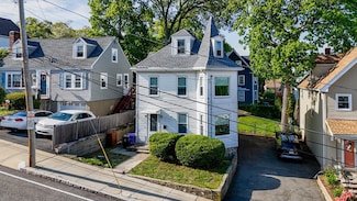 17 Horace St, Malden, MA 02148