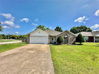 801 SE Jon Dr, Bentonville, AR 72712