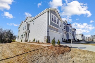 8039 Downy Oak Ln, Huntersville, NC 28078