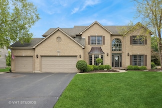 651 Clover Dr Unit 4, Algonquin, IL 60102