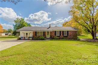 2422 Elizabeth Ave, Shelby, NC 28150