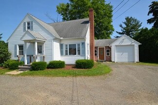 215 Russell St, Hadley, MA 01035