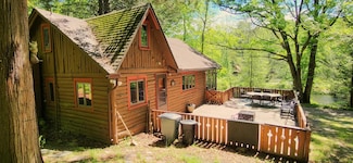 1088 Stony Creek Rd, East Stroudsburg, PA 18302