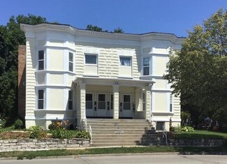 418 N Parker Dr, Janesville, WI 53545
