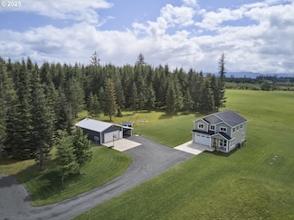 237 Bear Creek Ln, Winlock, WA 98596