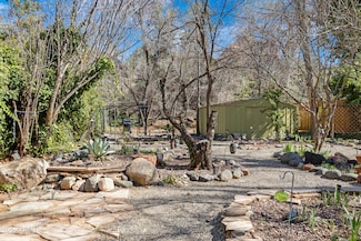 305 Bear Wallow Ln, Sedona, AZ 86336