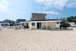 964 Mill Creek Rd, Manahawkin, NJ 08050
