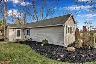 7056 Tonawanda Creek Rd, Lockport, NY 14094