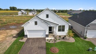 2133 Westpointe Dr, Hastings, MN 55033