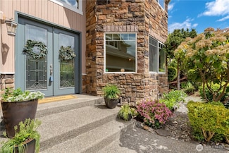 8228 NE 187th Way, Kenmore, WA 98028