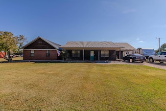 400 van Williamson Rd, Louisville, MS 39339