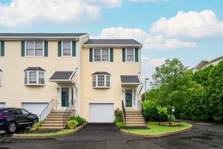 22 Main St Unit 4-28, Danbury, CT 06810