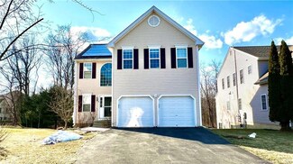 6 Schoolhouse Landing Unit 6, East Granby, CT 06026
