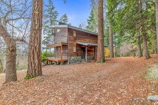 2259 Hugo Rd, Merlin, OR 97532
