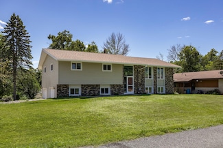 W5719 Heatherwood Place, La Crosse, WI 54601
