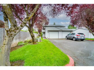 5301 Plomondon St Unit 22, Vancouver, WA 98661