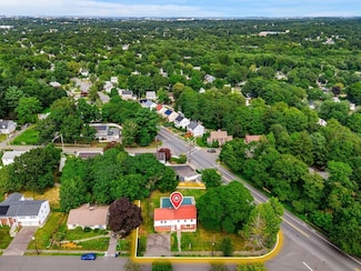 11 Hillsview Rd, Milton, MA 02186