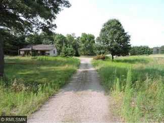 16982 67th St, Becker, MN 55308