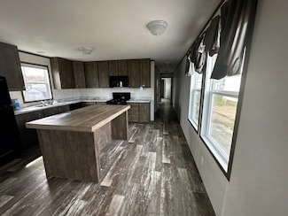 93 Nettie Ave Unit 93, Lansing, MI 48906