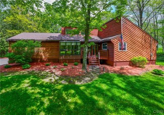 435 Rider Rd, Clayville, NY 13322