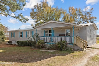 1095 James Rd, Robersonville, NC 27871