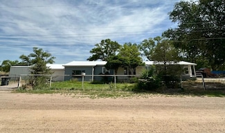 944 Lucinda Dr, Los Lunas, NM 87031