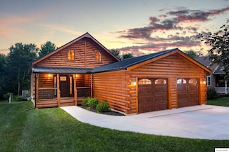 882 Winesap Dr, Howard, OH 43028