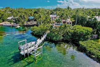 100 List St, Islamorada, FL 33036