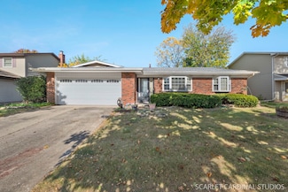 6652 Foxtree Ave, Woodridge, IL 60517