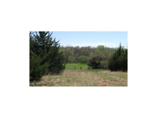 33890 S Woodring Rd, Melvern, KS 66510