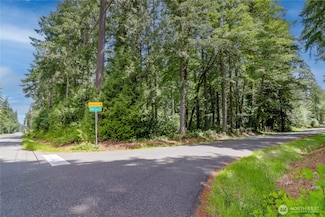 2734 43rd Ave NW, Olympia, WA 98502